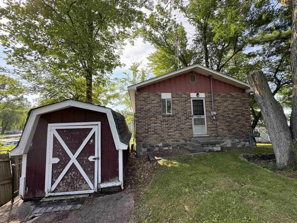 2330 Michigan Avenue Mills Township MI 48756