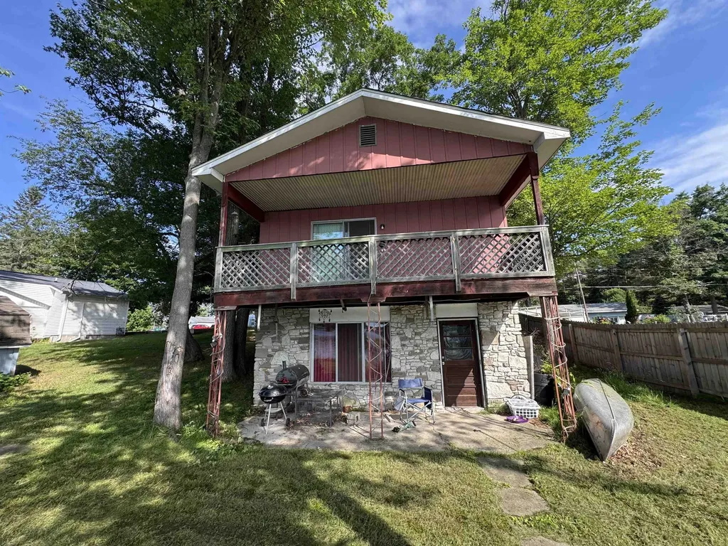 2330 Michigan Avenue Mills Township MI 48756