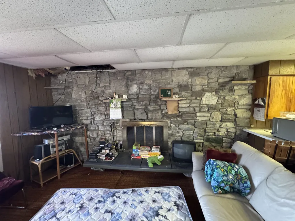 2330 Michigan Avenue Mills Township MI 48756