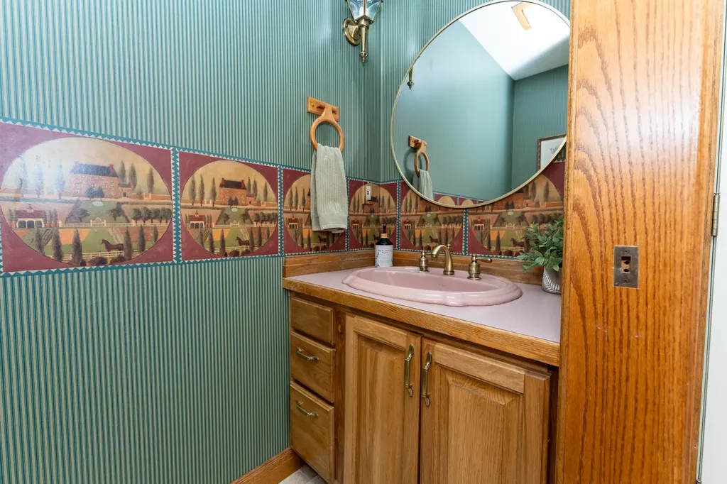 3106 Hunters Trail Union Charter Township MI 48858
