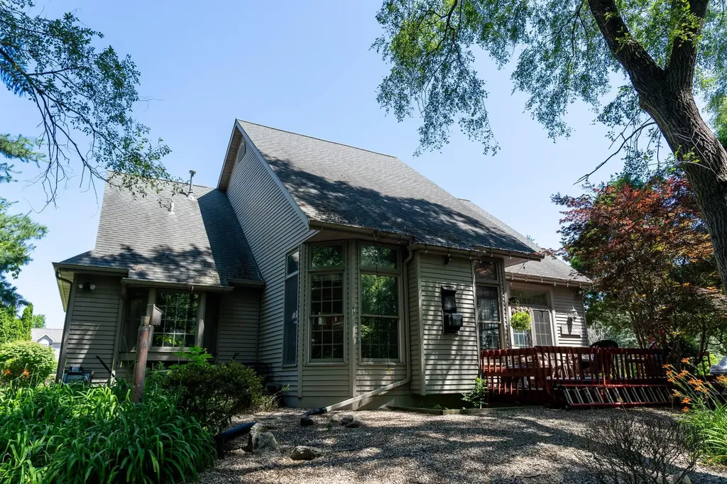 3106 Hunters Trail Union Charter Township MI 48858