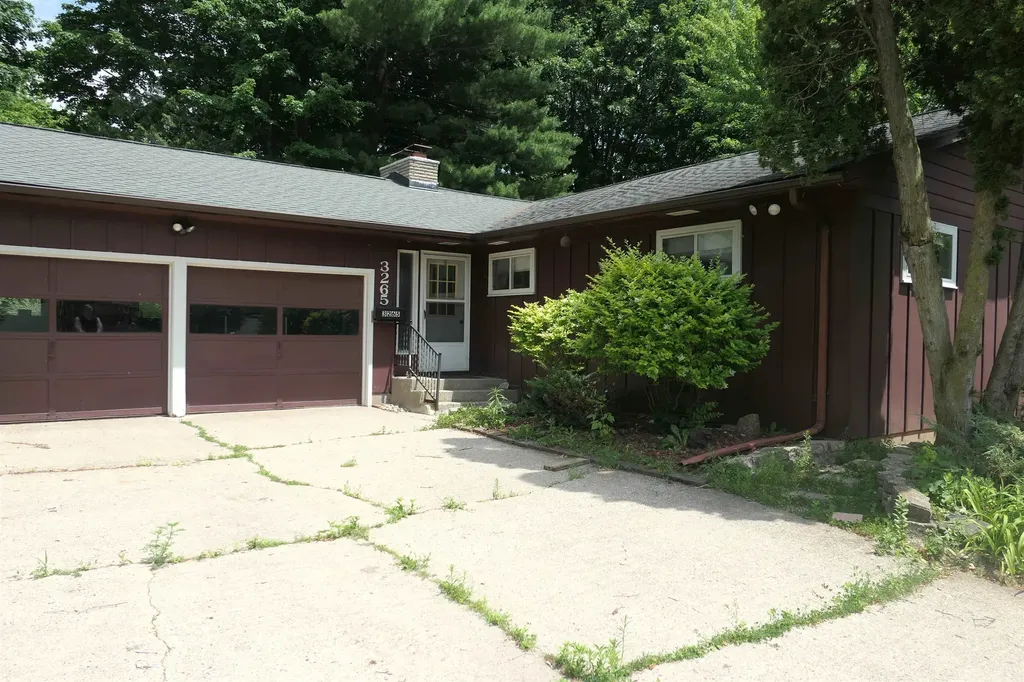 3265 N Concourse Drive Union Charter Township MI 48858