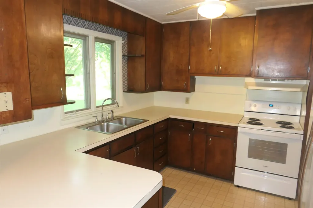 3265 N Concourse Drive Union Charter Township MI 48858