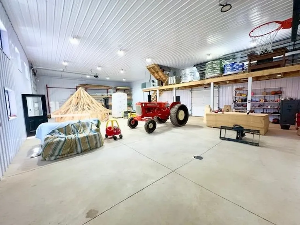 4721 E Sidney Road Evergreen Township MI 48888