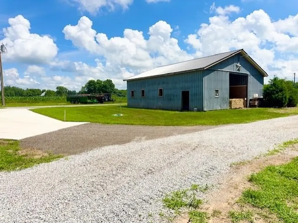4721 E Sidney Road Evergreen Township MI 48888