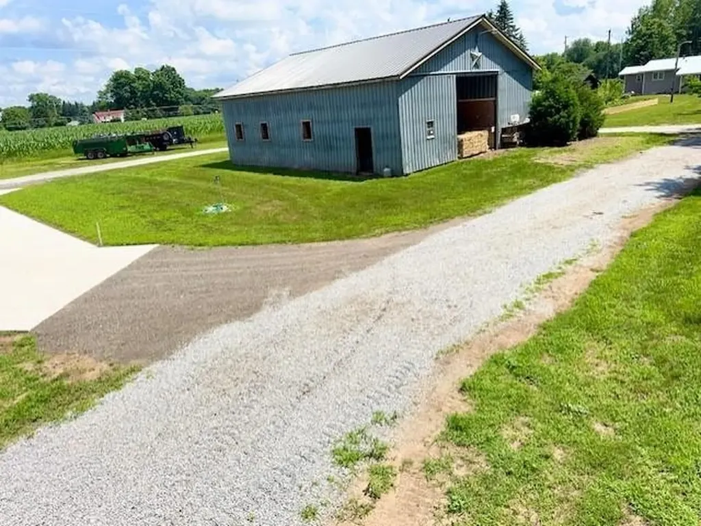 4721 E Sidney Road Evergreen Township MI 48888