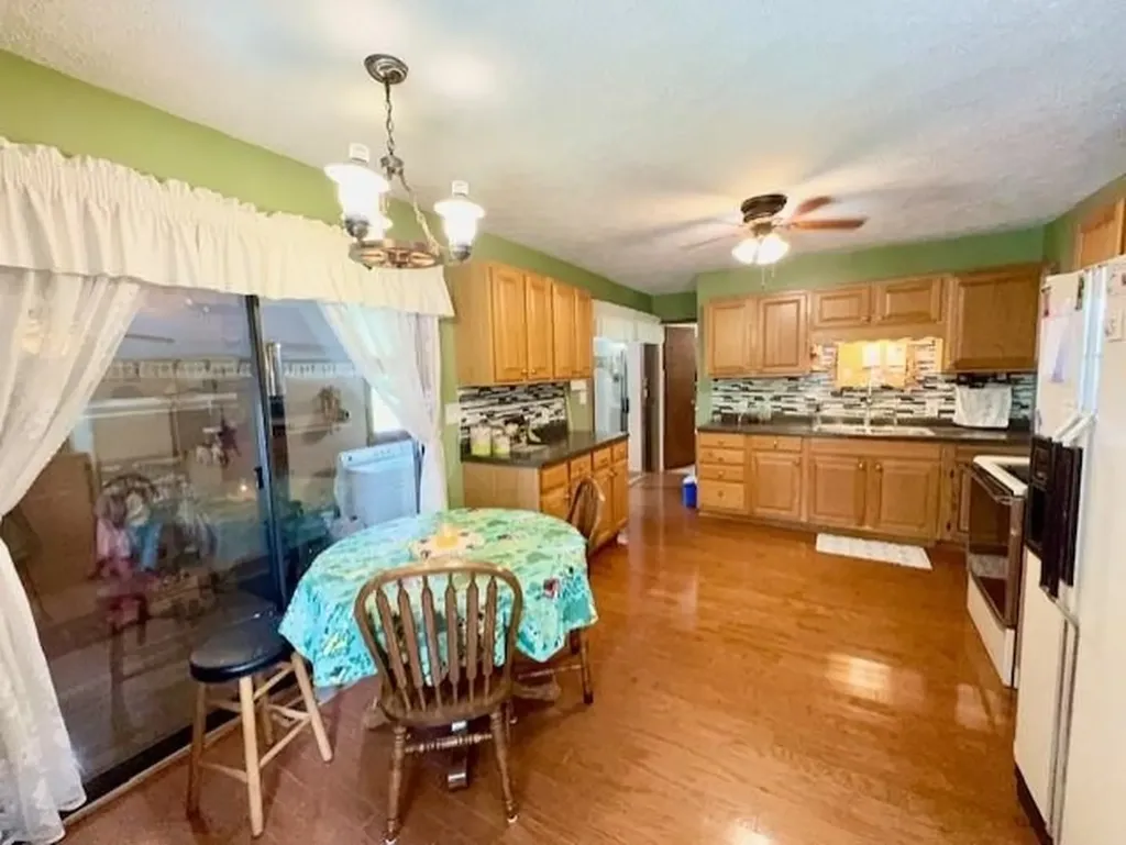 4721 E Sidney Road Evergreen Township MI 48888