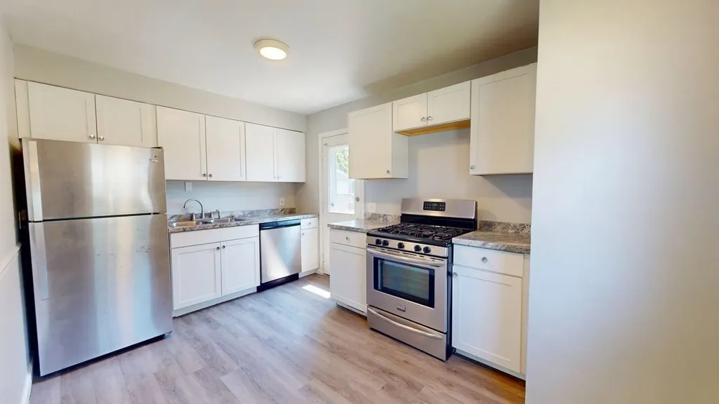 104 Bradley Midland City MI 48640