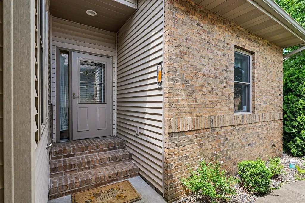 2768 Sable Court Union Charter Township MI 48858