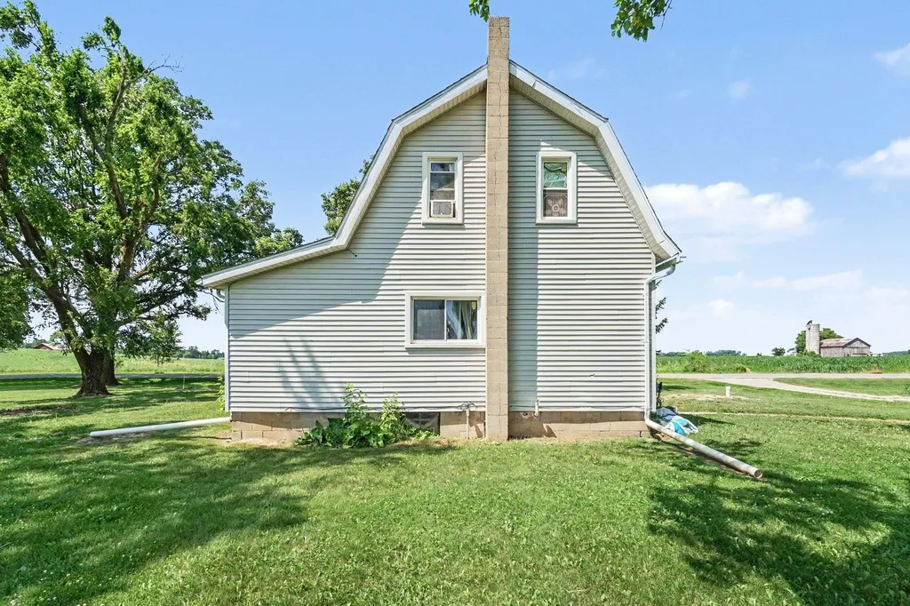 845 W Baseline Road Deerfield Township MI 48858