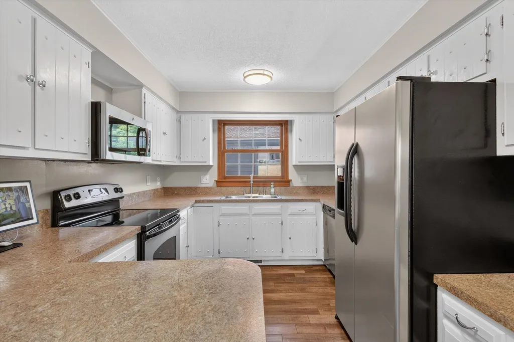 1132 Clubhouse Drive Broomfield Township MI 48893
