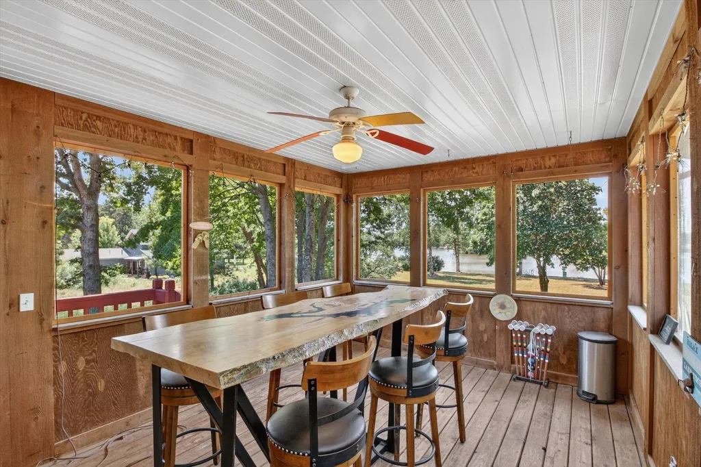1132 Clubhouse Drive Broomfield Township MI 48893