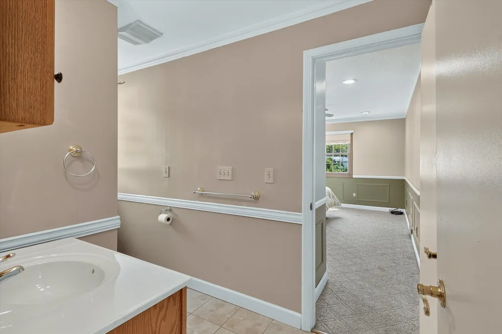 1132 Clubhouse Drive Broomfield Township MI 48893