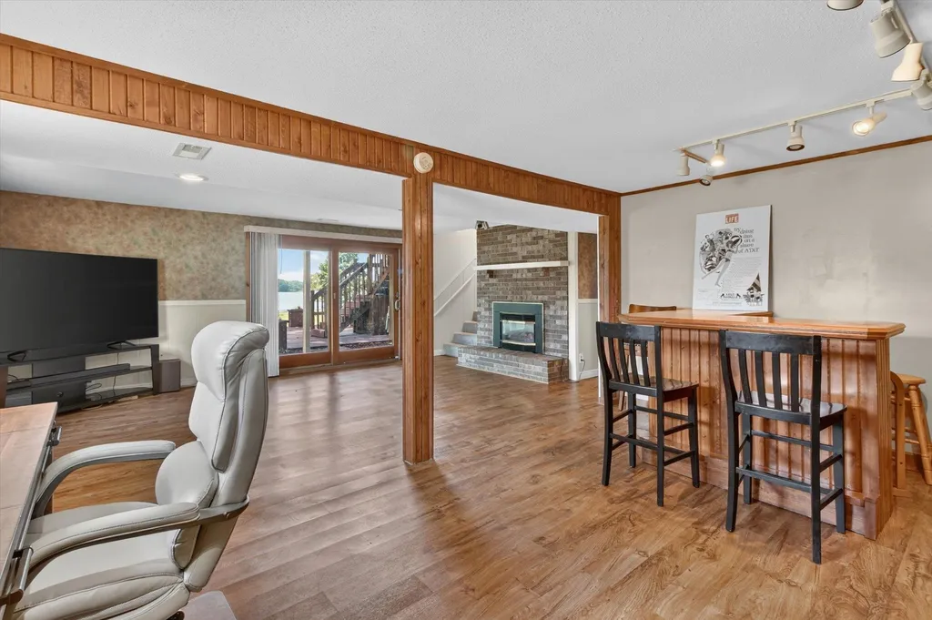 1132 Clubhouse Drive Broomfield Township MI 48893