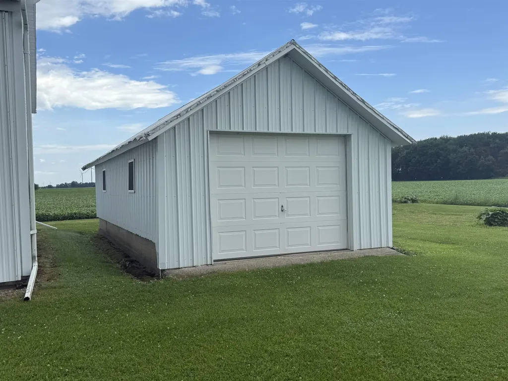 5877 E Adams Road Bethany Township MI 48615
