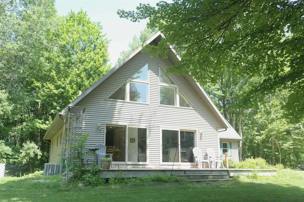 4769 Feather Trail Home Township MI 48829