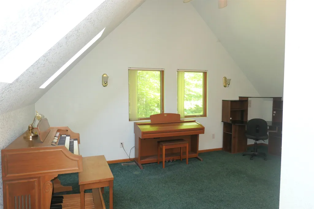 4769 Feather Trail Home Township MI 48829