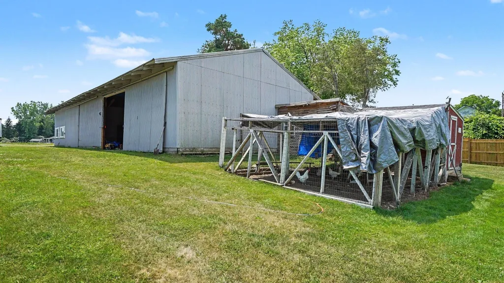 8051 Chippewa Trail Chippewa Township MI 48858
