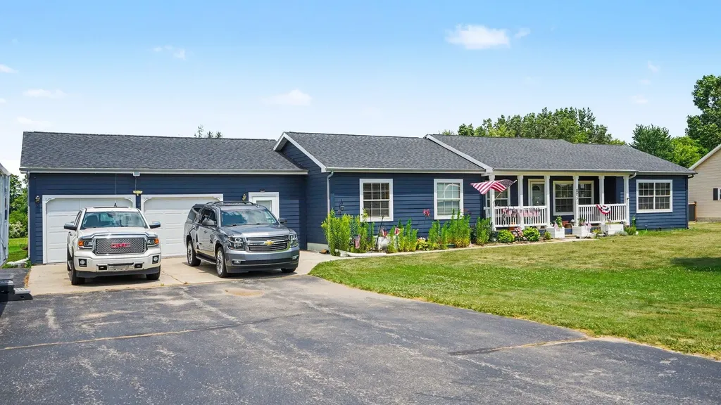 8051 Chippewa Trail Chippewa Township MI 48858