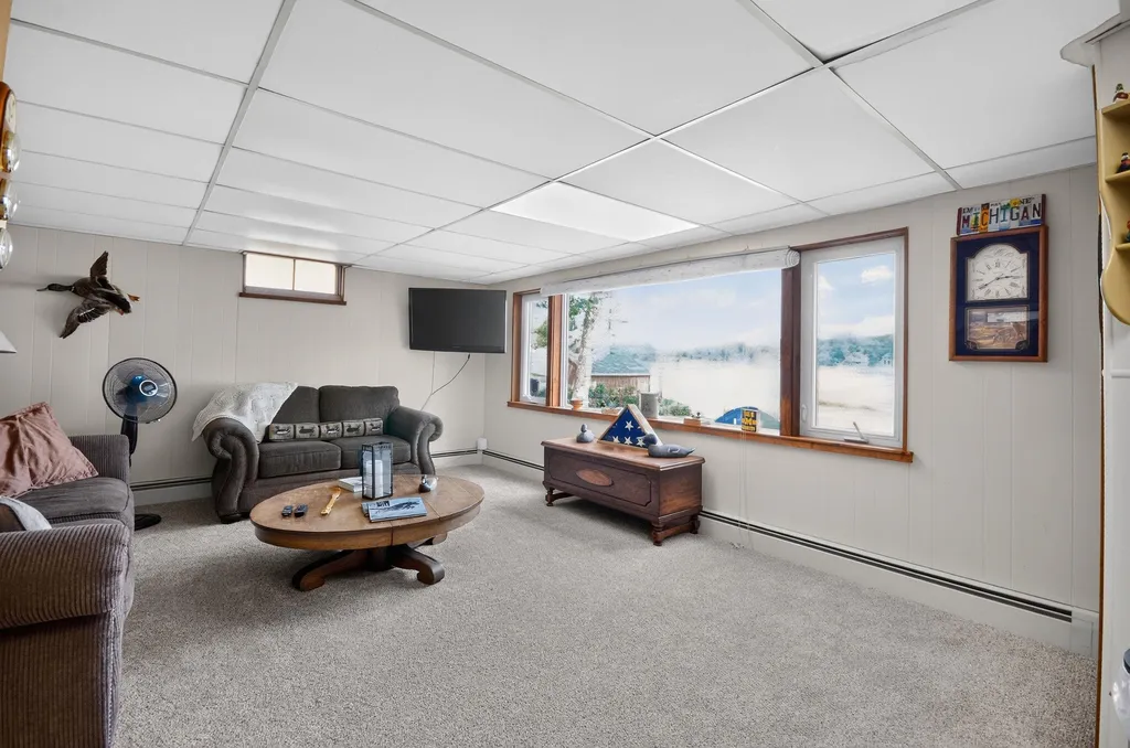 2104 Indian Lake Road Plainfield Township MI 48748