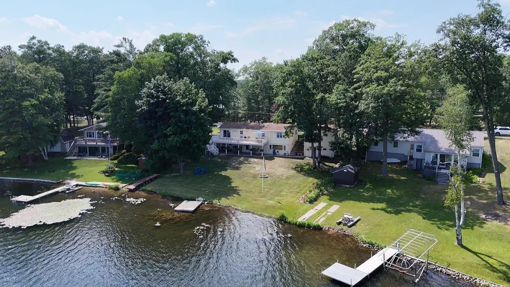 2104 Indian Lake Road Plainfield Township MI 48748