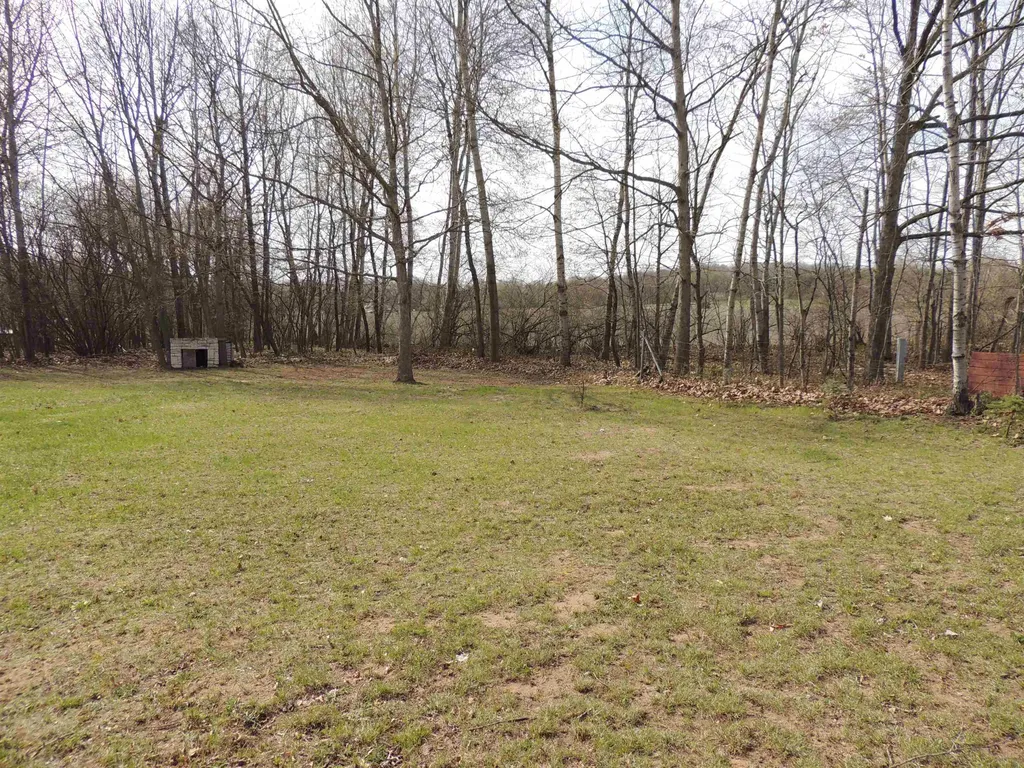1018 & 1020 Cordoba Lake Isabella Village MI 48893