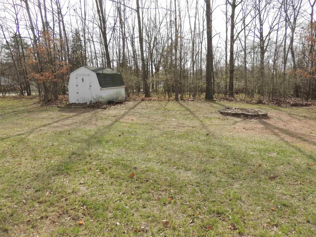 1018 & 1020 Cordoba Lake Isabella Village MI 48893
