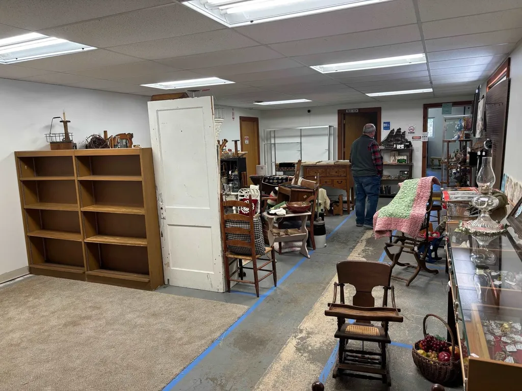 5684 E Broadway Road Union Charter Township MI 48858