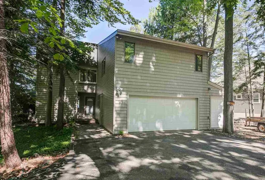 1335 W Outer Drive Long Lake Township MI 49685