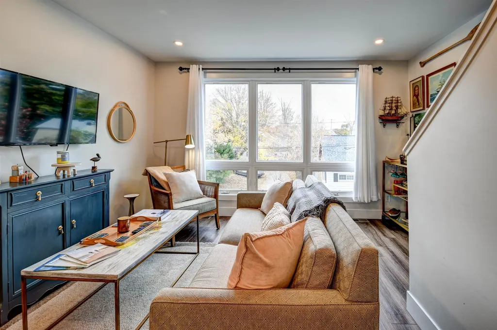 208 Gillis Street Traverse City City MI 49684