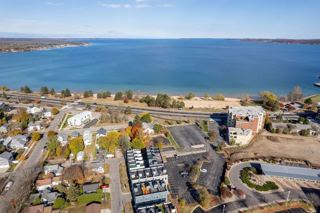 208 Gillis Street Traverse City City MI 49684