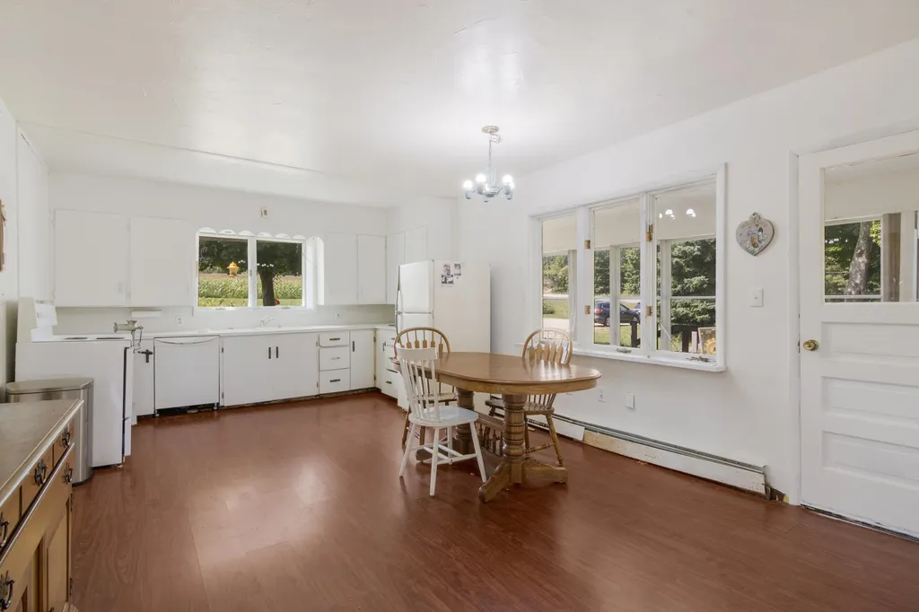 9224 E Duck Lake Road Suttons Bay Township MI 49682