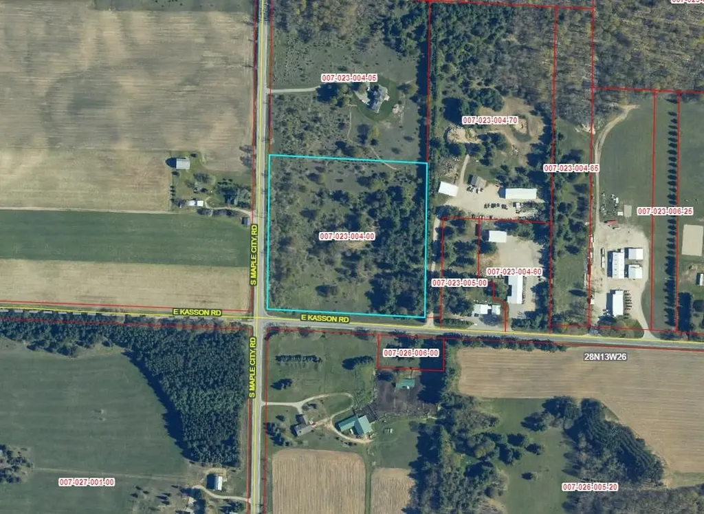 S Maple City Road Kasson Township MI 49664