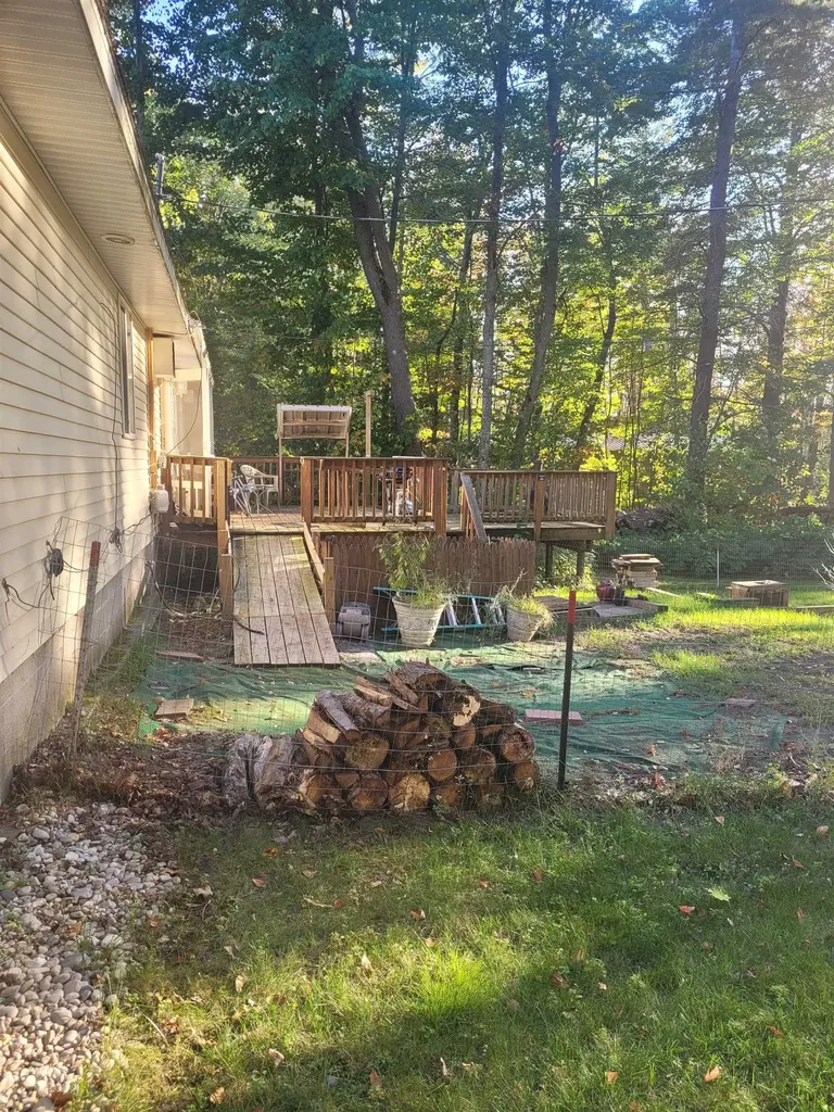 5611 NE East Shore Drive Coldsprings Township MI 49646