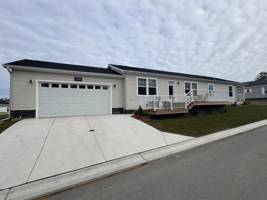 1399 New Horizons Trail East Bay Township MI 49686