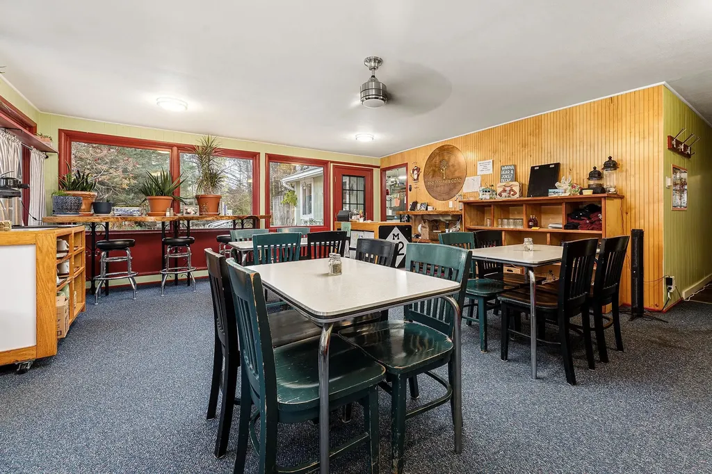 7097 S Dunns Farm Road Glen Arbor Township MI 49664