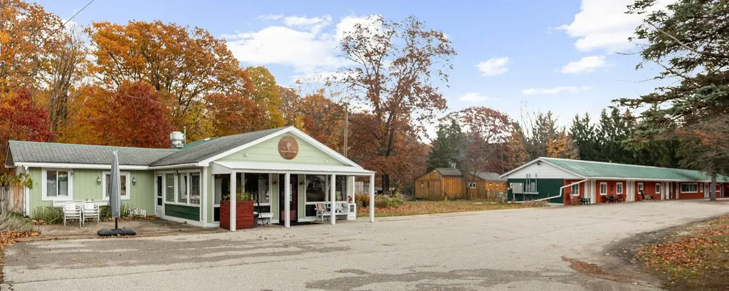 7097 S Dunns Farm Road Glen Arbor Township MI 49664