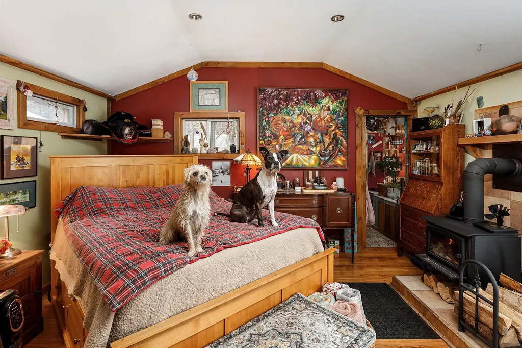 7097 S Dunns Farm Road Glen Arbor Township MI 49664