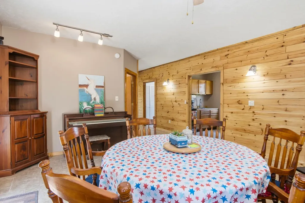 5935 Greenleaf Lane Blair Township MI 49637