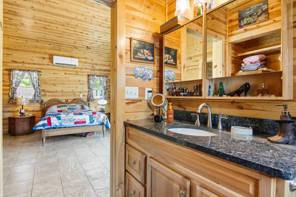 5935 Greenleaf Lane Blair Township MI 49637