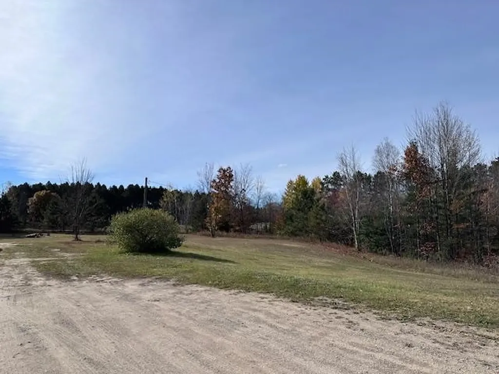 5935 Greenleaf Lane Blair Township MI 49637