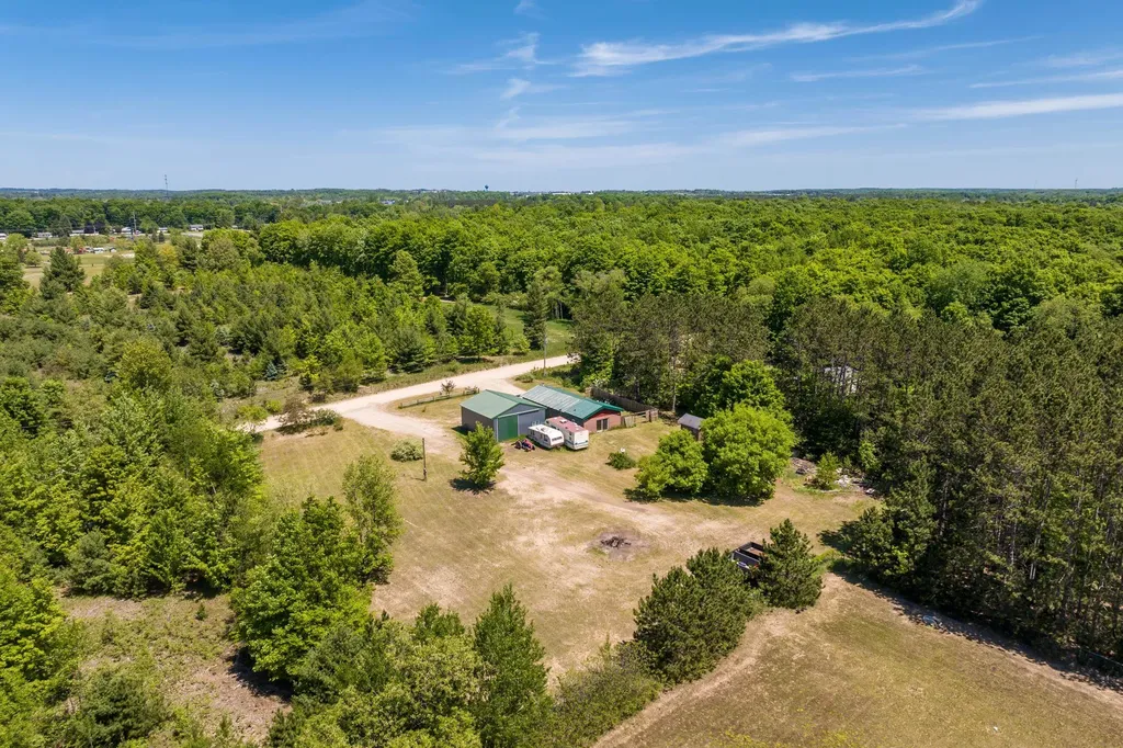5935 Greenleaf Lane Blair Township MI 49637