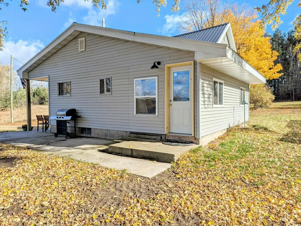 3920 E 14 Road Colfax Township MI 49663