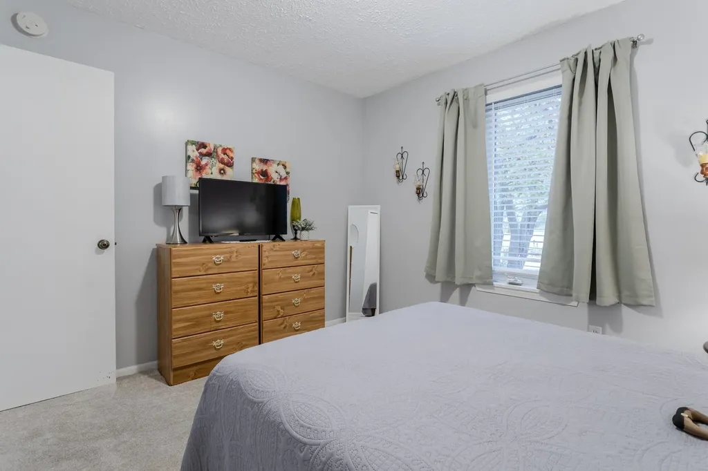 2993 Emerald Isle Garfield Charter Township MI 49684