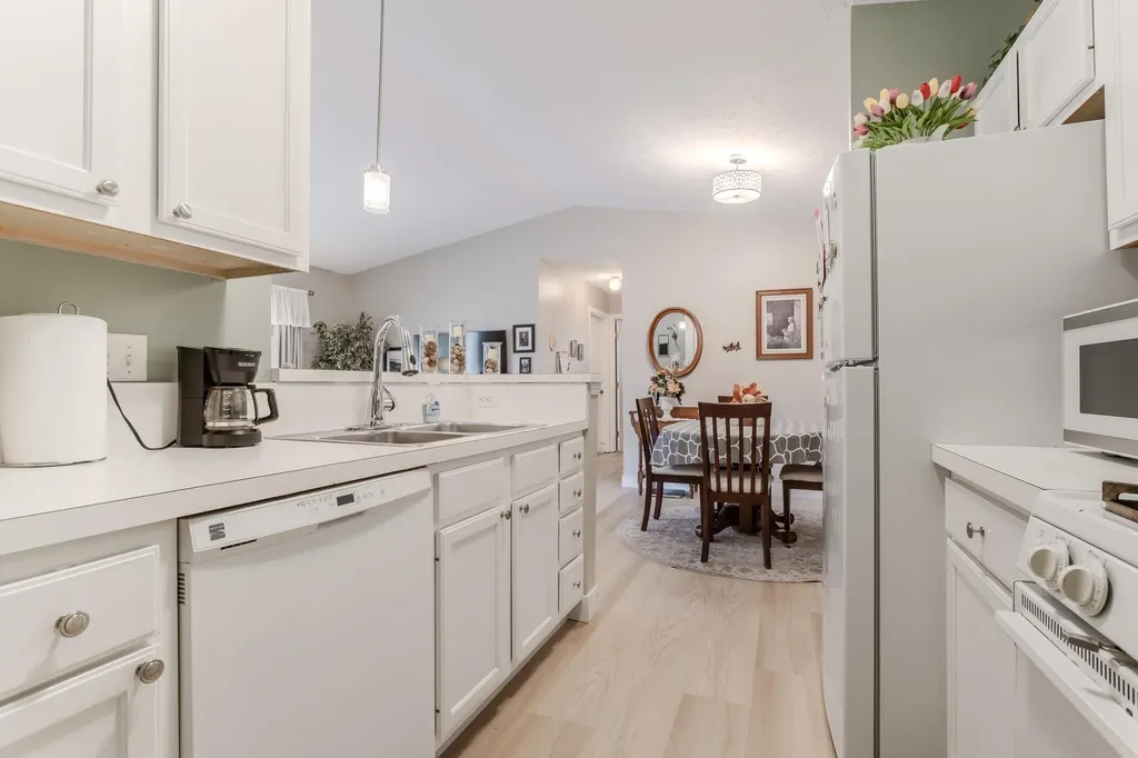 2993 Emerald Isle Garfield Charter Township MI 49684