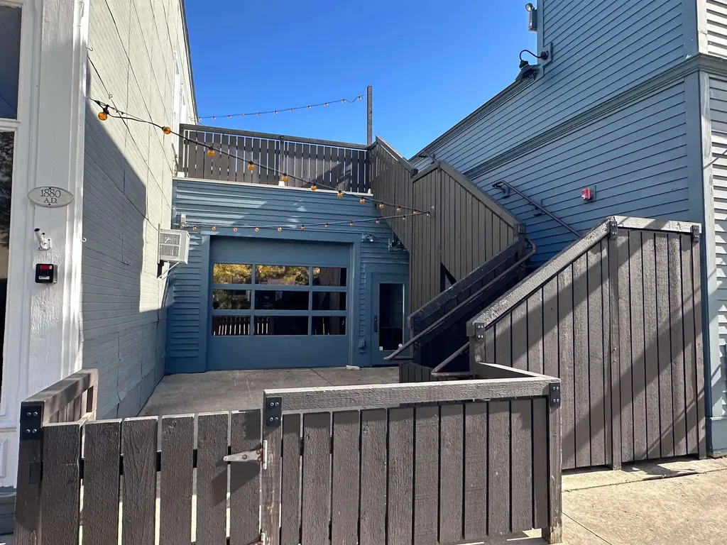 423 S Union Street Traverse City City MI 49684