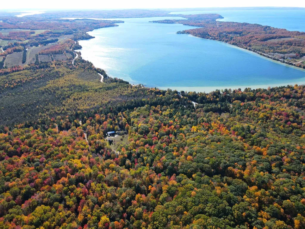 6 Acres N Manitou Trail Leland Township MI 49654
