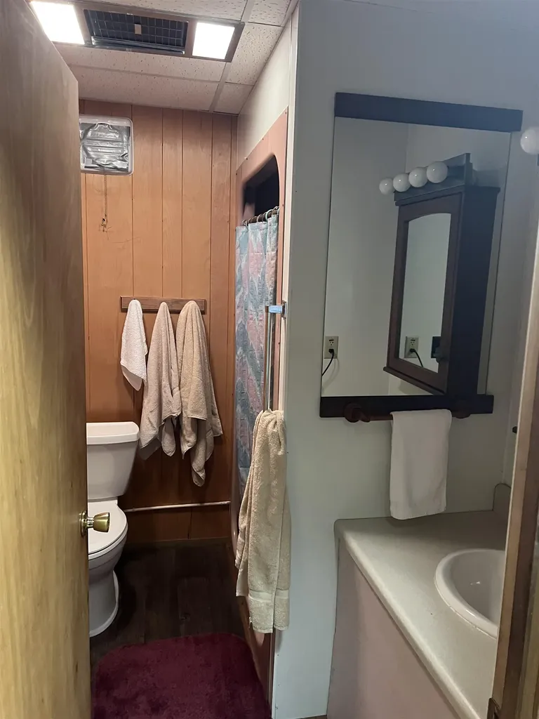 8414 NE Besaw Road Rapid River Township MI 49659