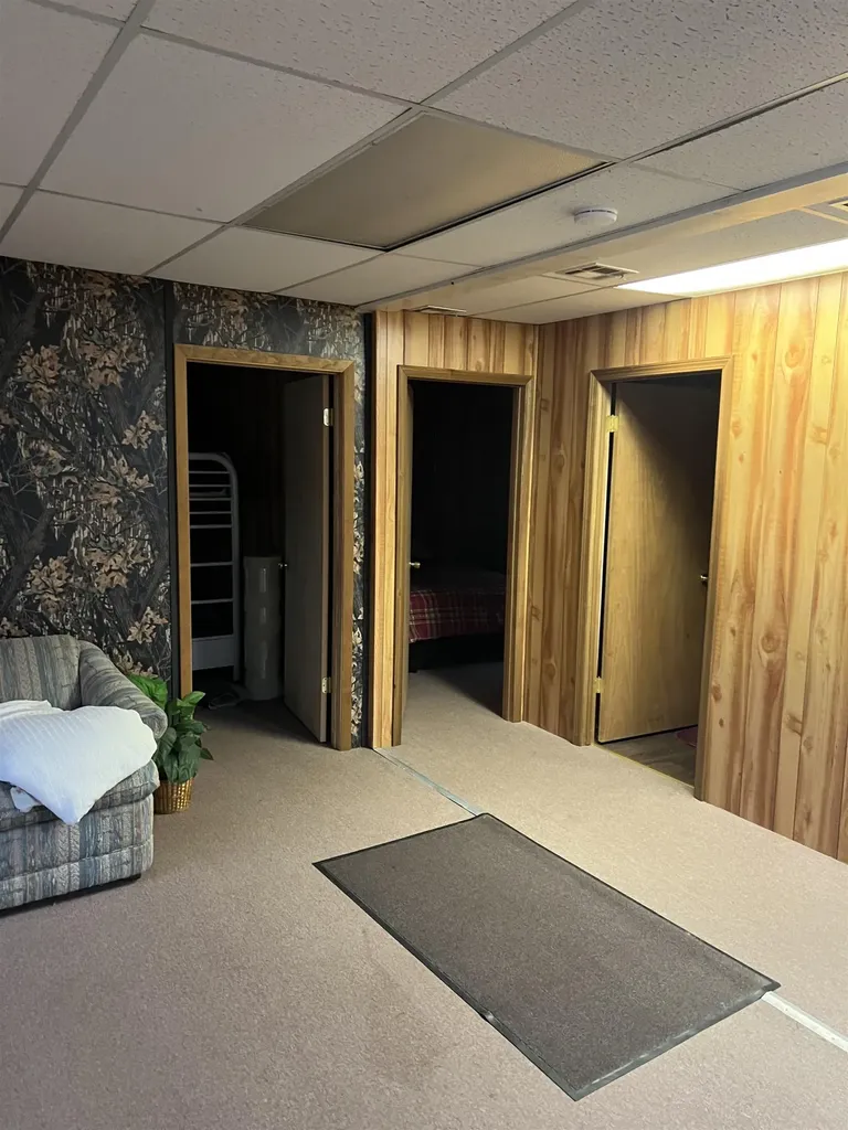 8414 NE Besaw Road Rapid River Township MI 49659