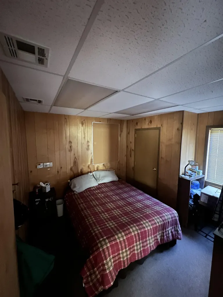 8414 NE Besaw Road Rapid River Township MI 49659